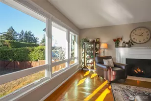 19041 21st Ave NW, Shoreline, WA 98177 - Photo 5