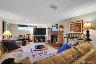 19041 21st Ave NW, Shoreline, WA 98177 - Photo 23