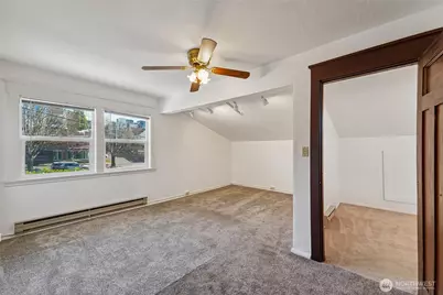 1220 N 44th Ave, Seattle, WA 98103 - Photo 3