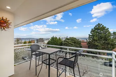 1527 California Avenue SW #401, Seattle, WA 98116 - Photo 13