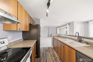 12404 E Gibson Rd, Everett, WA 98204 - Photo 15