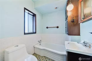 136 SW 3rd Ave, Castle Rock, WA 98611 - Photo 15