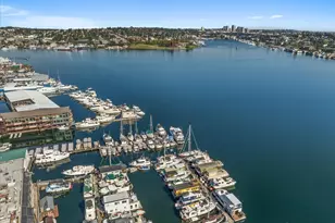 2040 Westlake Ave N, Seattle, WA 98109 - Photo 3