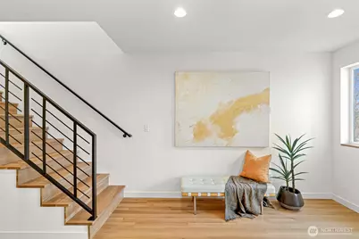 311 17th Avenue E #B, Seattle, WA 98112 - Photo 25