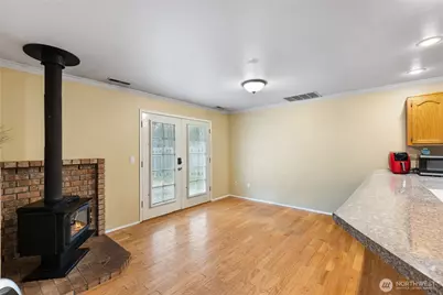 625 NW Mizzen Drive, Oak Harbor, WA 98277 - Photo 9