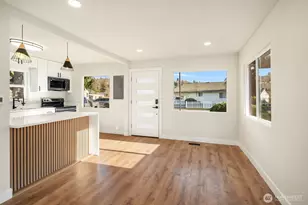 12215 44th Ave S, Tukwila, WA 98178 - Photo 19