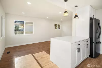 12215 44th Avenue S, Tukwila, WA 98178 - Photo 19