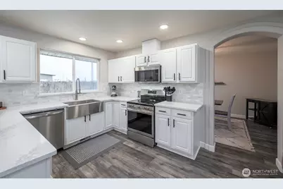 1335 Yost Circle NE, Moses Lake, WA 98837 - Photo 11