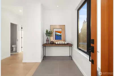 6214 40th Avenue NE, Seattle, WA 98115 - Photo 3