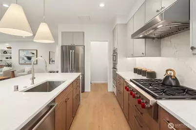 6214 40th Avenue NE, Seattle, WA 98115 - Photo 15