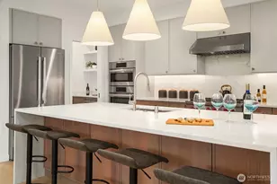 6214 40th Ave NE, Seattle, WA 98115 - Photo 11