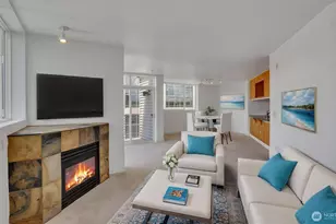 300 110th Ave NE, Bellevue, WA 98004 - Photo 5