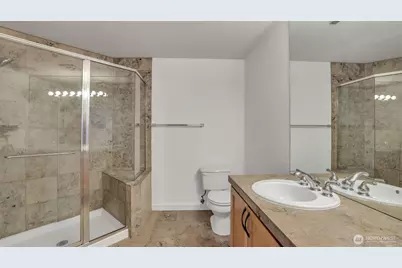300 110th Avenue NE #605, Bellevue, WA 98004 - Photo 23