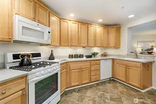 8500 Main St, Edmonds, WA 98026 - Photo 7