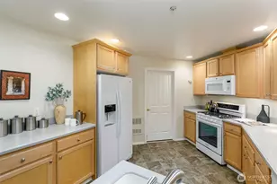 8500 Main St, Edmonds, WA 98026 - Photo 9