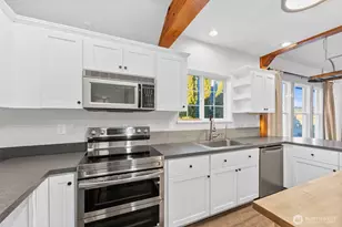 104 Pennsylvania Ave N, Eatonville, WA 98328 - Photo 9