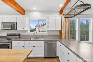 104 Pennsylvania Ave N, Eatonville, WA 98328 - Photo 7