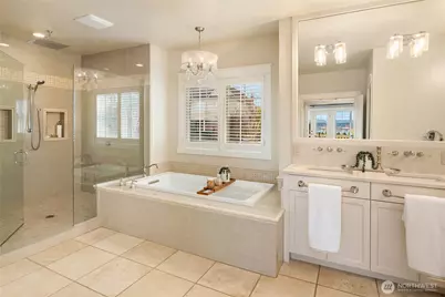 6016 Princeton Avenue NE, Seattle, WA 98115 - Photo 15