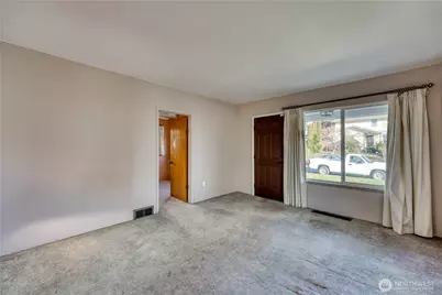 6126 S Thompson Avenue, Tacoma, WA 98408 - Photo 15