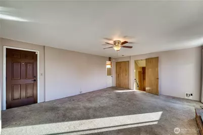 6126 S Thompson Avenue, Tacoma, WA 98408 - Photo 29