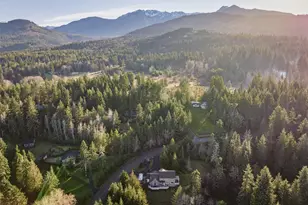 1063 Tamarack Ln, Port Angeles, WA 98362 - Photo 3