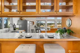 16273 Reitan Rd NE, Bainbridge Island, WA 98110 - Photo 11