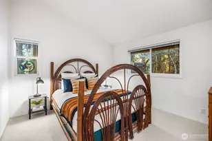 16273 Reitan Rd NE, Bainbridge Island, WA 98110 - Photo 25