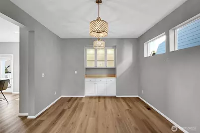 16761 Woodside Drive SE, Renton, WA 98058 - Photo 33