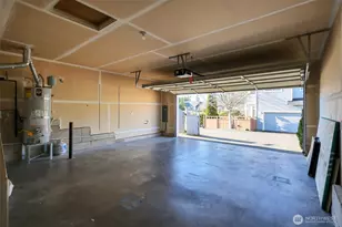 16761 Woodside Dr SE, Renton, WA 98058 - Photo 11