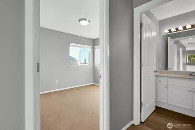 16761 Woodside Drive SE, Renton, WA 98058 - Photo 37