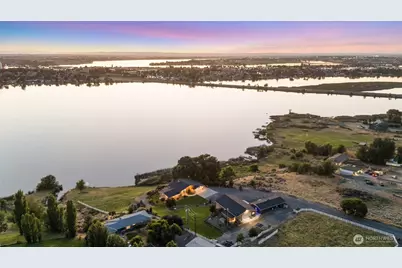 576 NE Easy Street, Moses Lake, WA 98837 - Photo 1