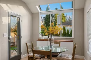 13015 NE 197th Pl, Woodinville, WA 98072 - Photo 17