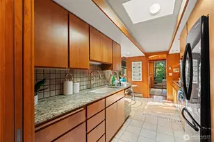 18710 88th Ave W, Edmonds, WA 98026 - Photo 15