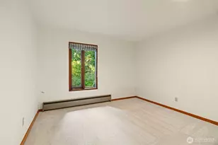 18710 88th Ave W, Edmonds, WA 98026 - Photo 27