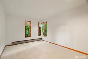 18710 88th Ave W, Edmonds, WA 98026 - Photo 29