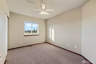 28612 75th Dr NW, Stanwood, WA 98292 - Photo 21