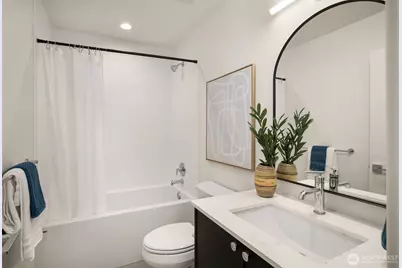 2105 SW Genesee Street SW, Seattle, WA 98106 - Photo 15