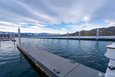 1350 W Woodin Avenue #FDE1, Chelan, WA 98816 - Photo 3