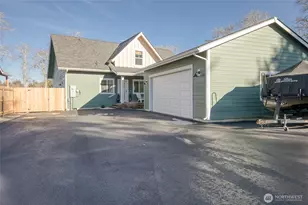 792 Falls of Clyde Loop SE, Ocean Shores, WA 98569 - Photo 5