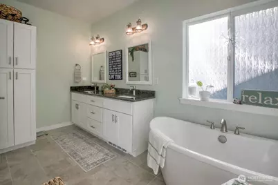 792 Falls Of Clyde Loop SE, Ocean Shores, WA 98569 - Photo 17