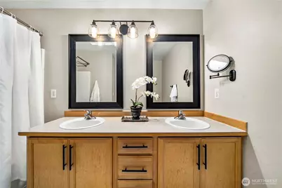 27528 245th Avenue SE, Maple Valley, WA 98038 - Photo 25