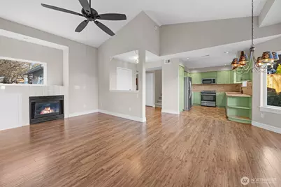 217 112th Street SW #B102, Everett, WA 98204 - Photo 5