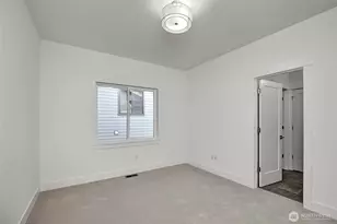 15033 SE 44 St, Bellevue, WA 98006 - Photo 27