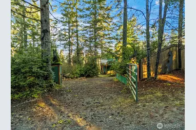 1121 E Timber Tides Drive, Union, WA 98592 - Photo 3