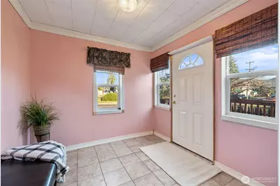 402 W Galena Street, Granite Falls, WA 98252 - Photo 5