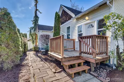 402 W Galena Street, Granite Falls, WA 98252 - Photo 3