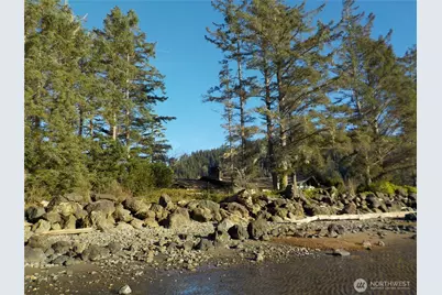621 State Rt 101, Chinook, WA 98614 - Photo 15