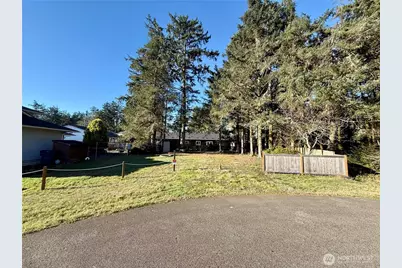 840 Bay View Court SE, Ocean Shores, WA 98569 - Photo 13