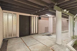 5265 W Mercer Way, Mercer Island, WA 98040 - Photo 17