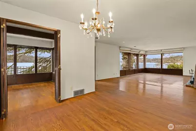 5265 West Mercer Way, Mercer Island, WA 98040 - Photo 23